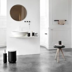 Menu Norm Handdoekhouder -Globen Meubilair Winkel p 18574 01 03 c27d957fdc