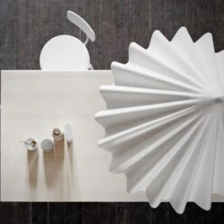 Menu Dancing Lamp -Globen Meubilair Winkel p 31455 01 02 47c3c3c722